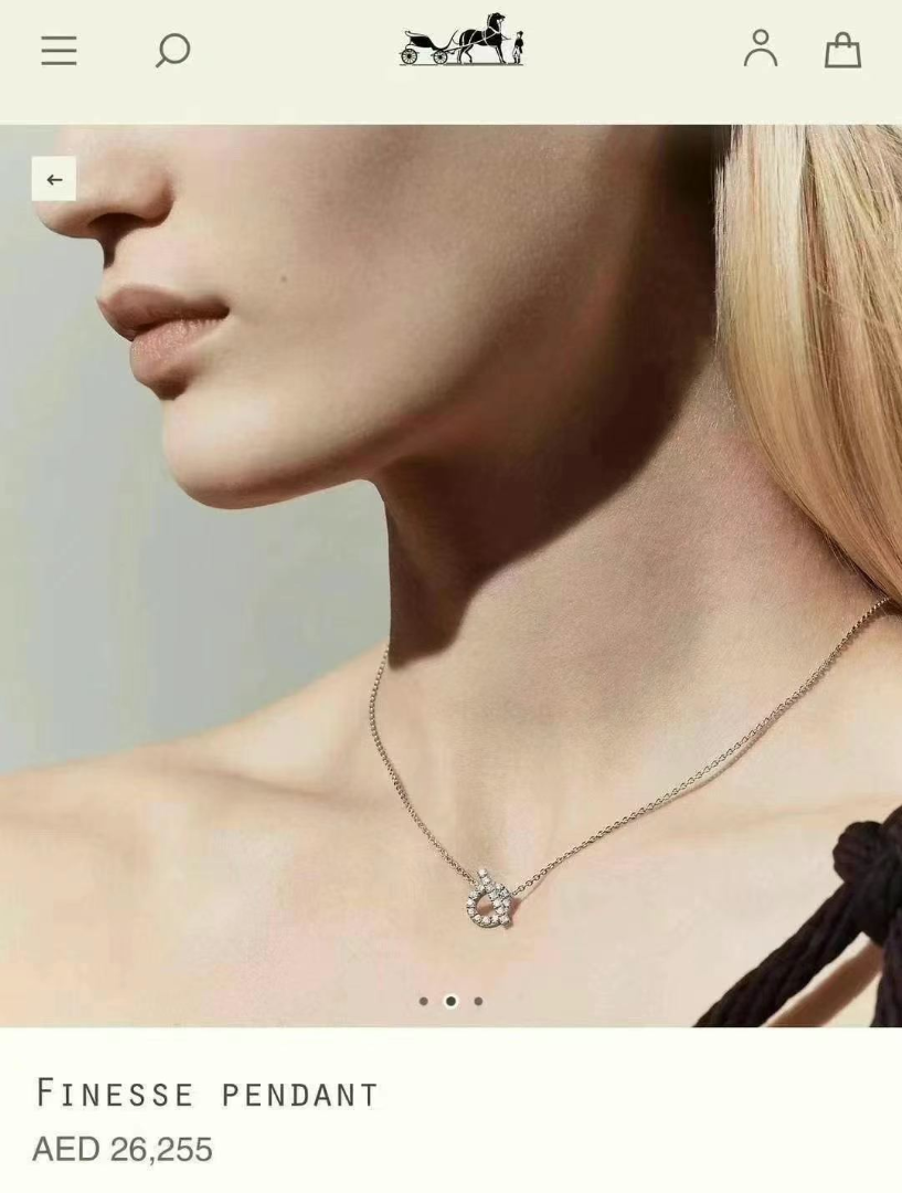Hermès Finesse Pendant Necklace – Diamond “Q” Design | Full Set | Like New63228039562241113