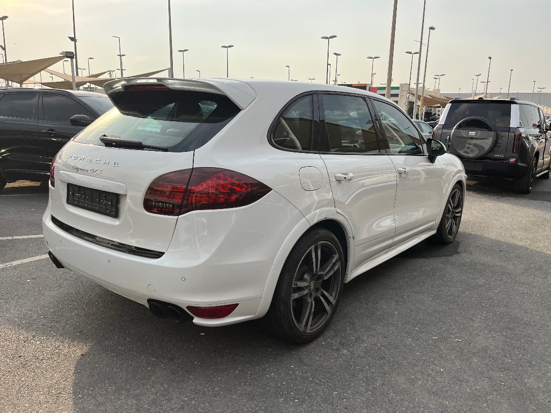/ar/city-dubai/cate-car-used-car/porsche-cayenne-2013-gts-petrol-auto-awd-6510668799065911/-2