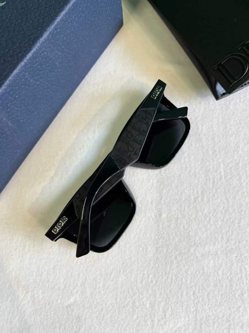 نظارات شمسية للرجال من ديوار B27 S11 - أسود مائل | حالة ممتازة63227525155970111