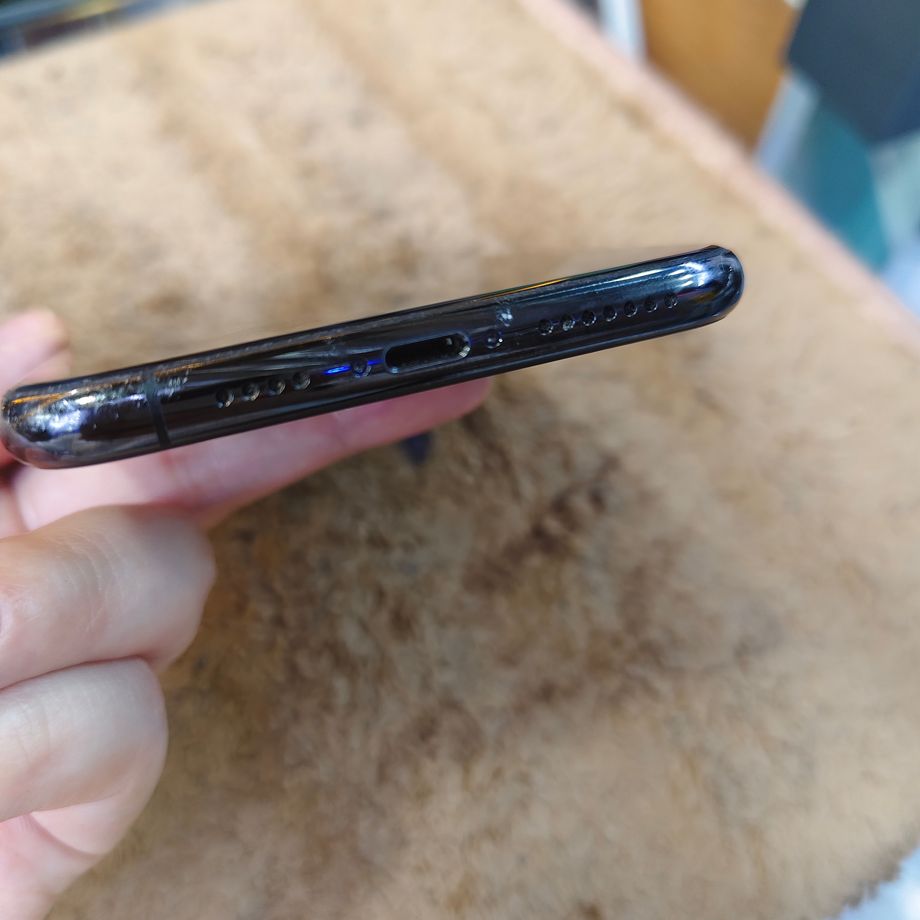 آيفون 11 برو ماكس 256 جيجابايت، أسود/ذهبي، إصدار الولايات المتحدة، أصلي، درجة A+64531018627970113